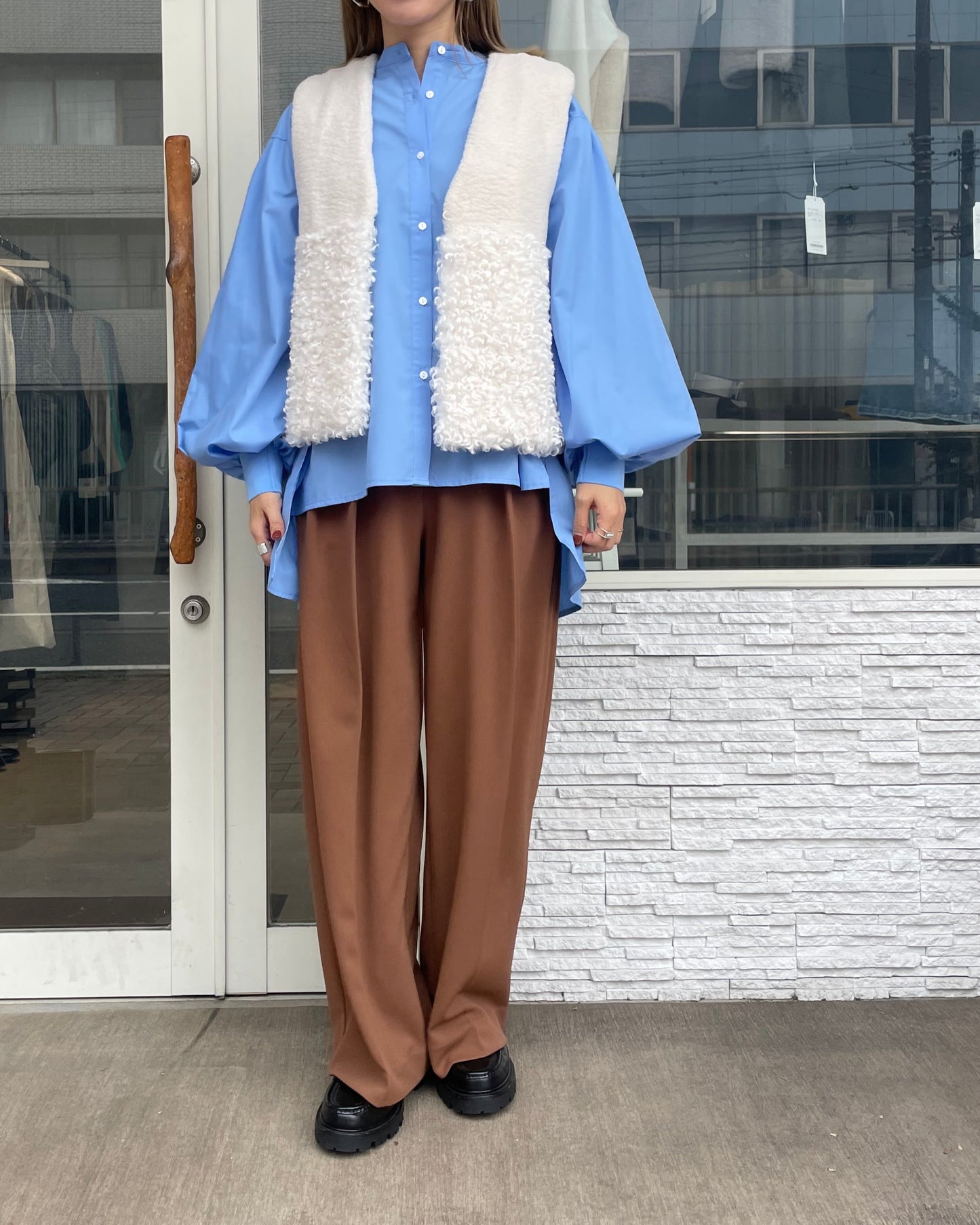 タックワイドスラックスパンツ