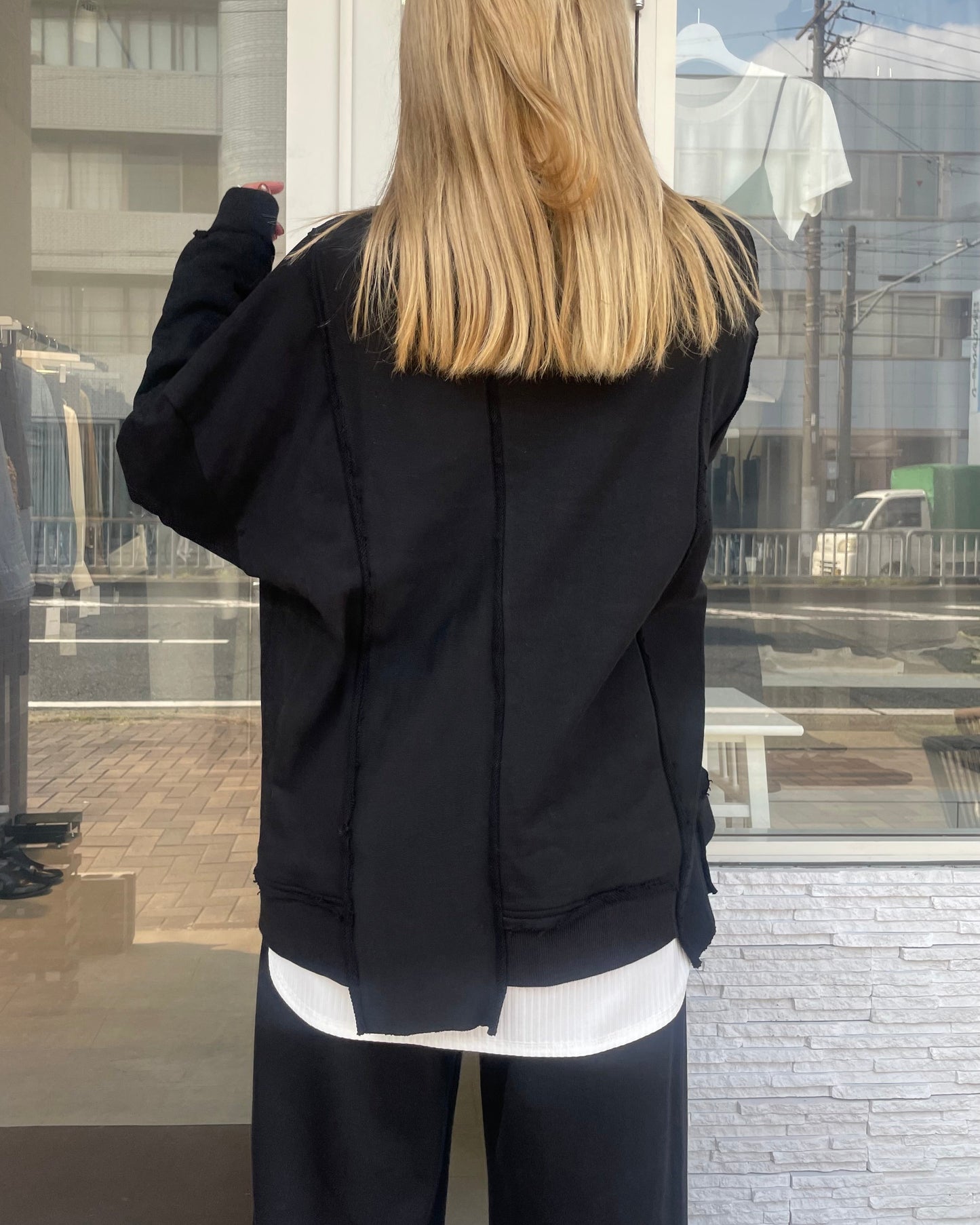 カットオフスウェットプルオーバー