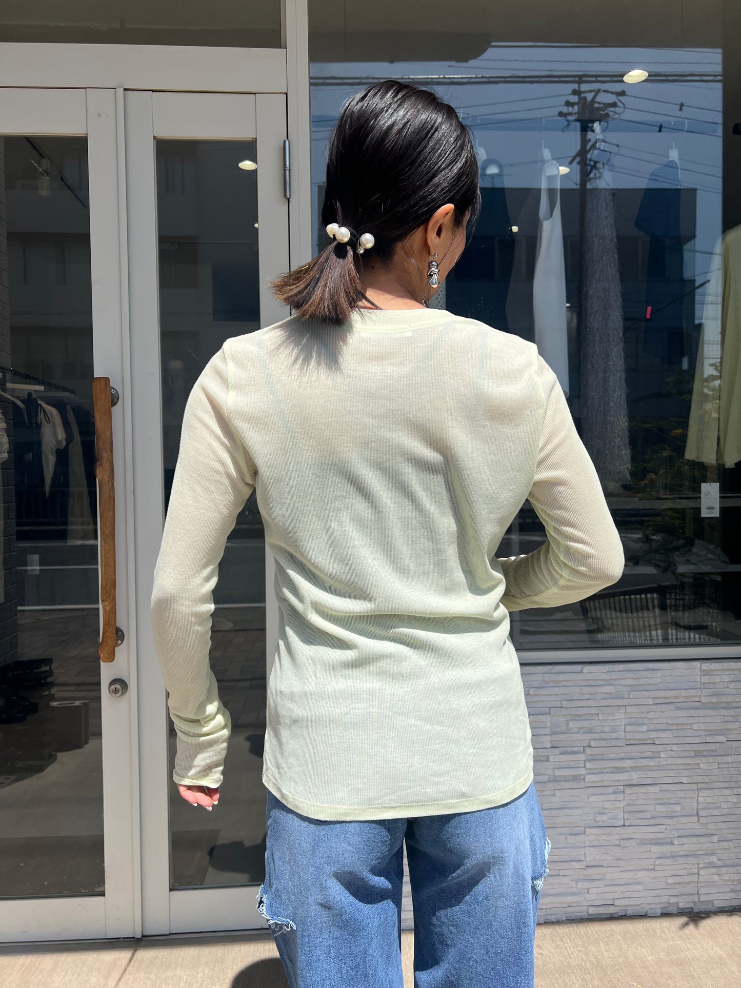 カラーセミシアートップス