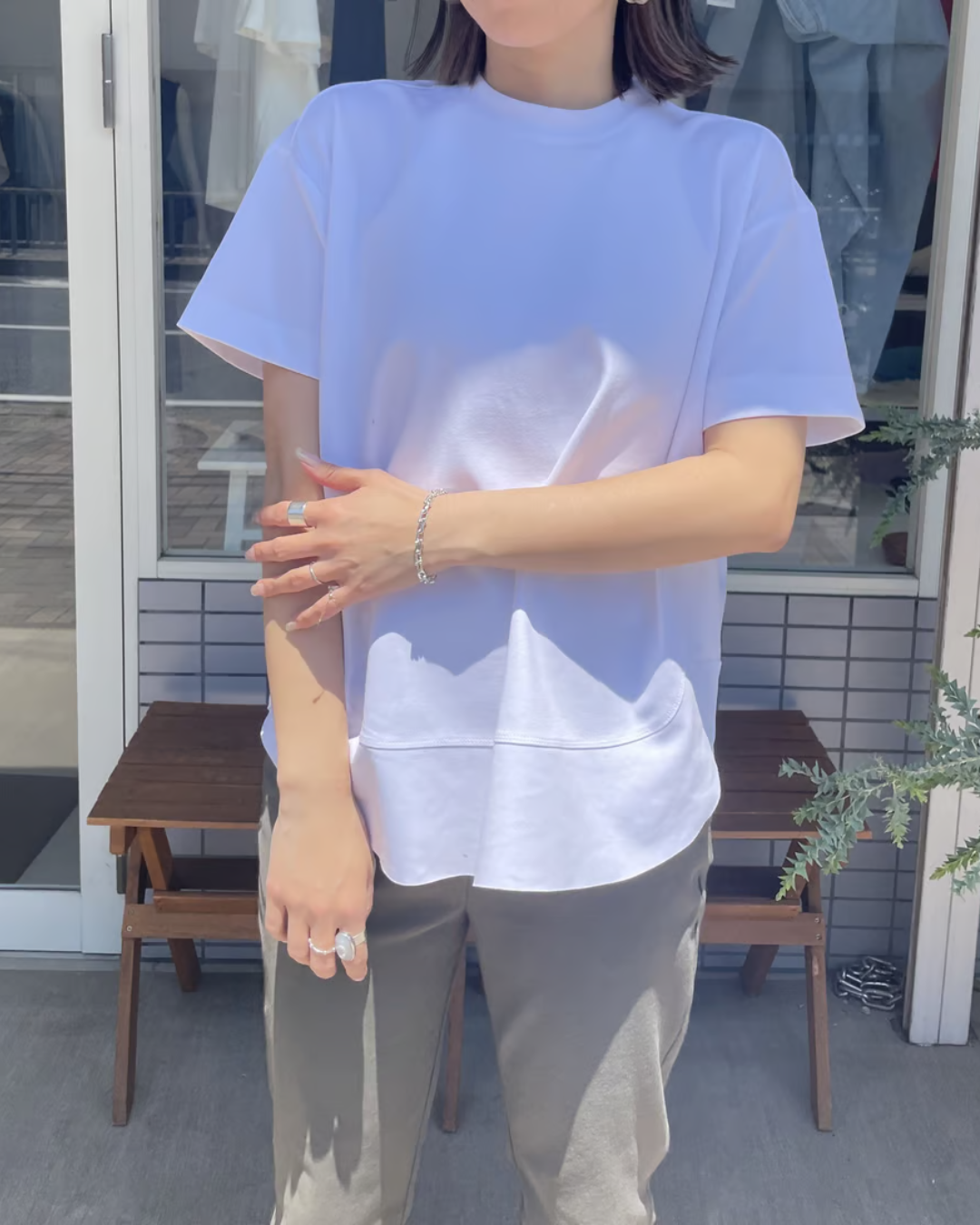 ハーフスリーブバックスリットTシャツ