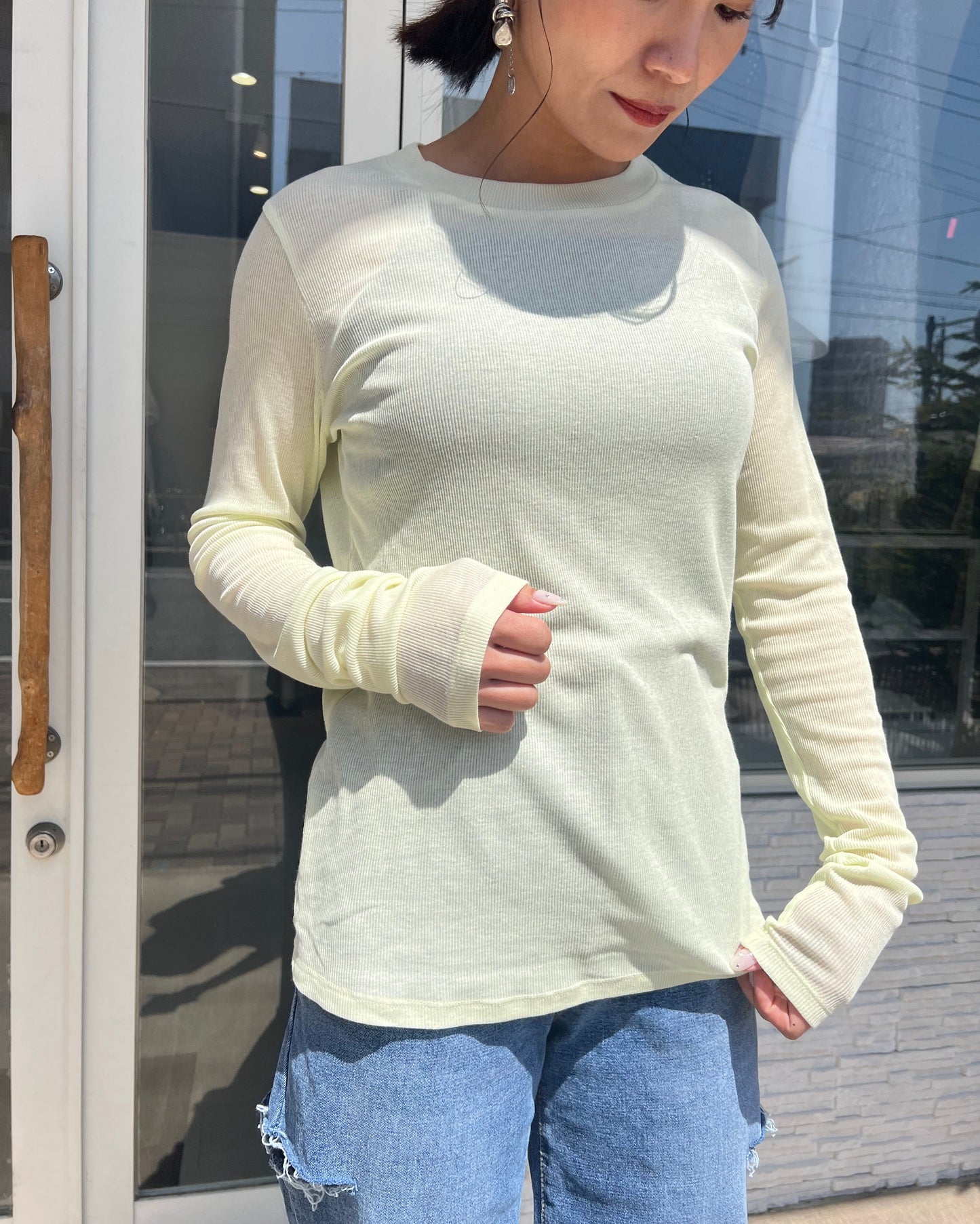 カラーセミシアートップス