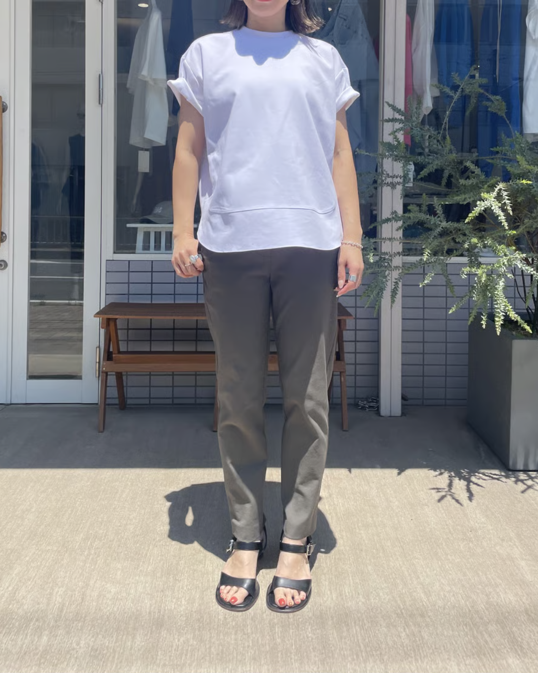 ハーフスリーブバックスリットTシャツ