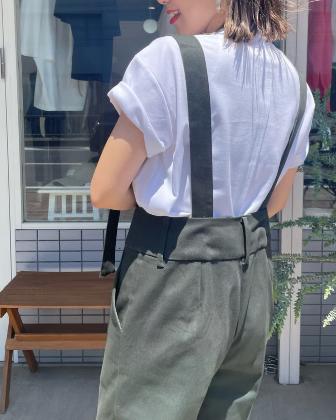 ハーフスリーブバックスリットTシャツ
