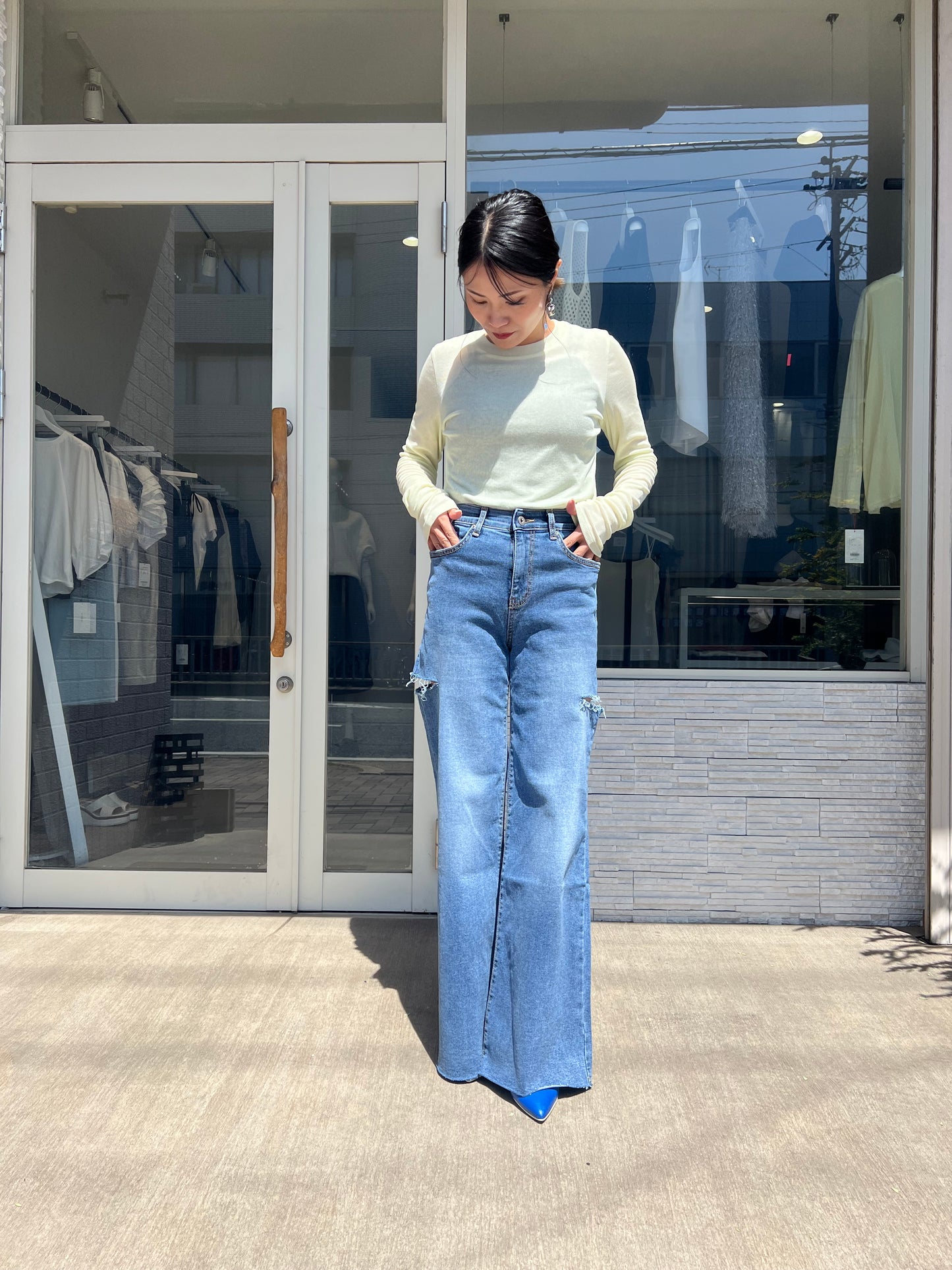 カラーセミシアートップス