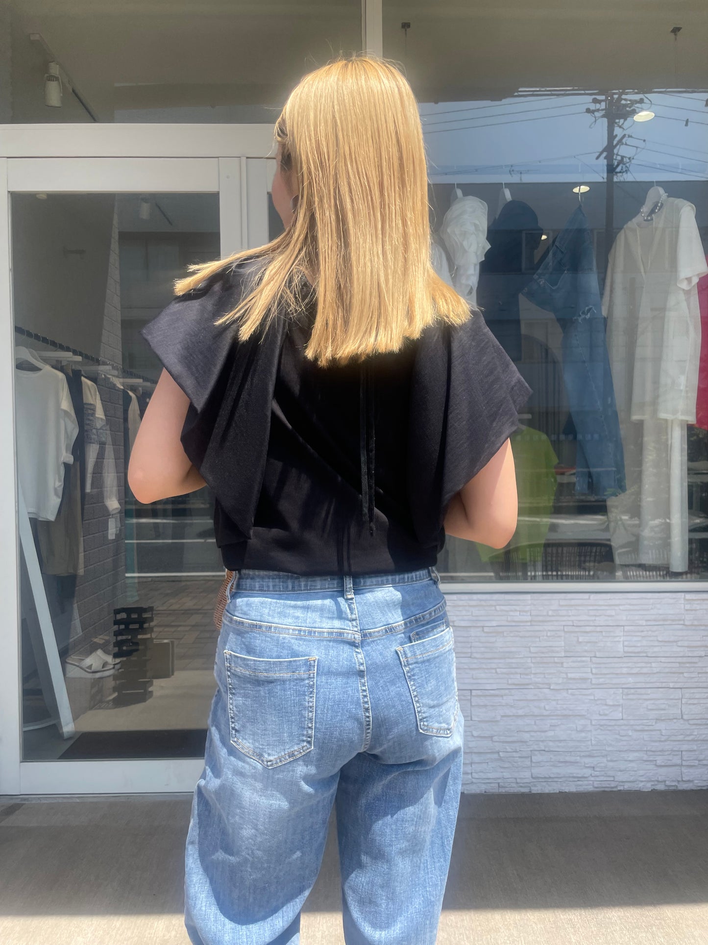 ドッキングフリルTシャツ
