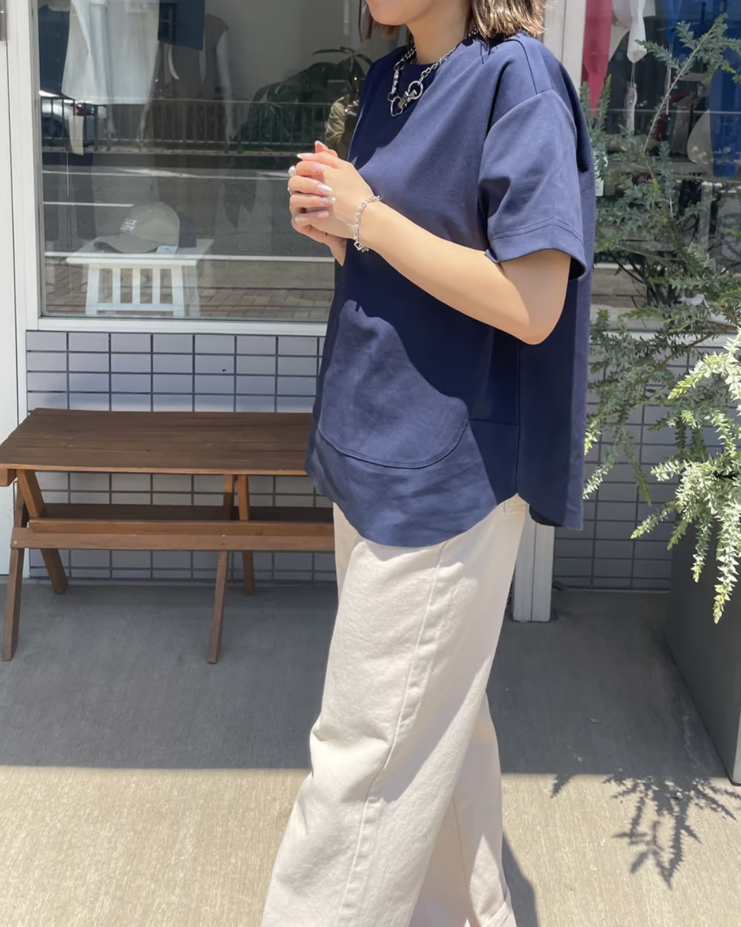 ハーフスリーブバックスリットTシャツ