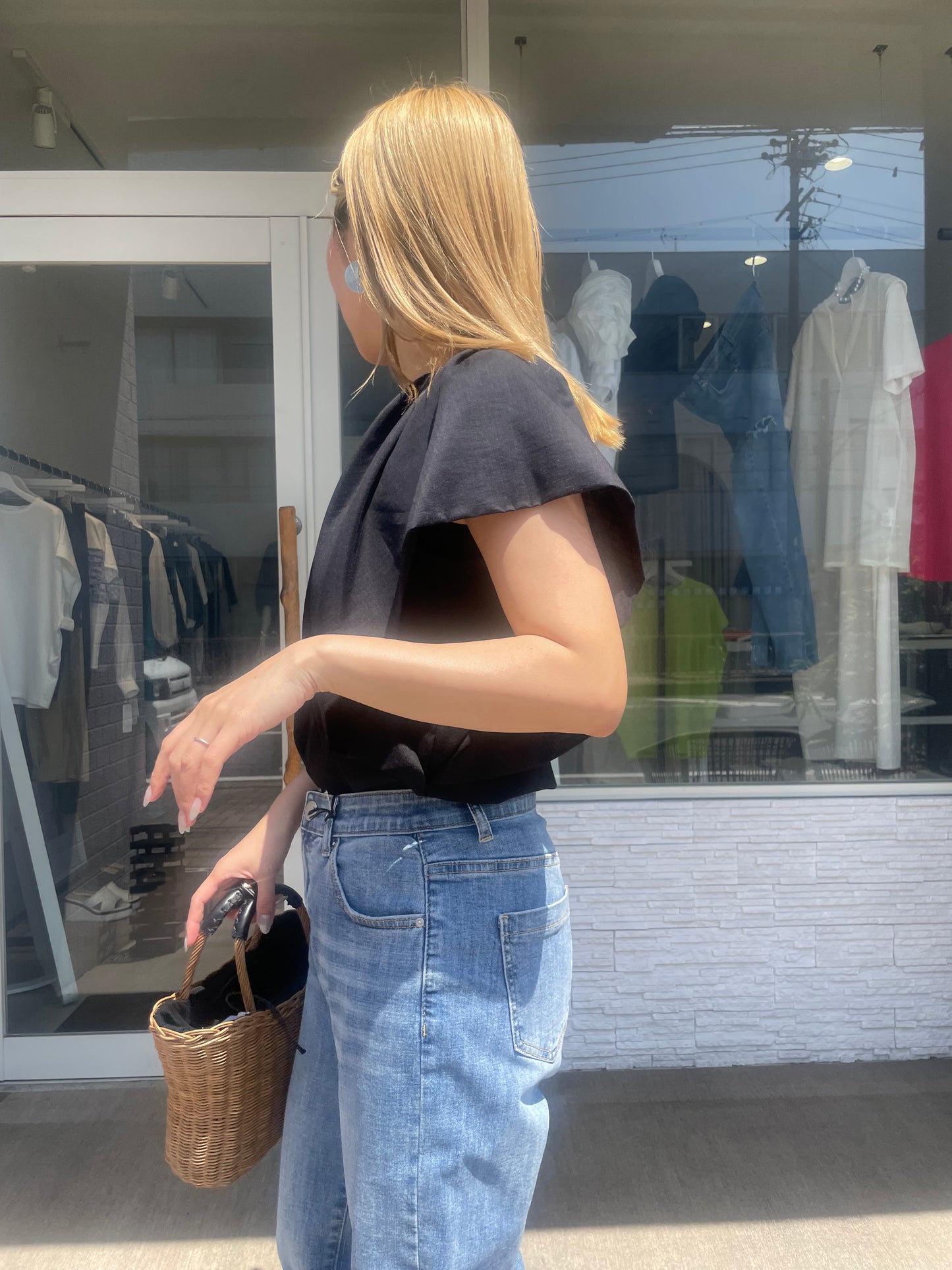 ドッキングフリルTシャツ