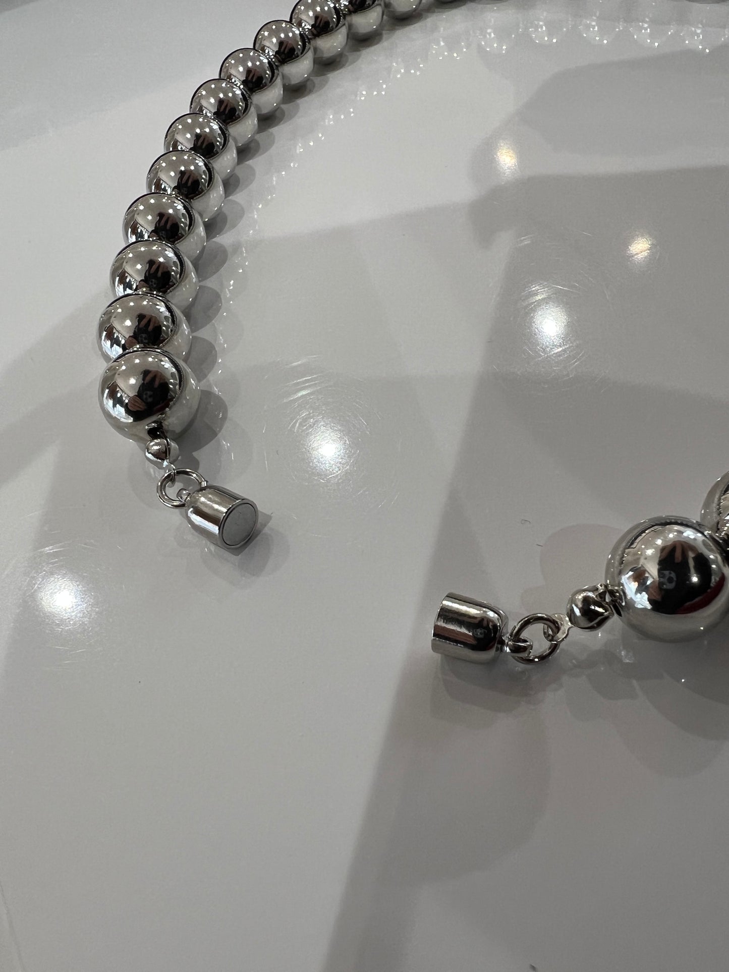 シルバーボールマグネットネックレス