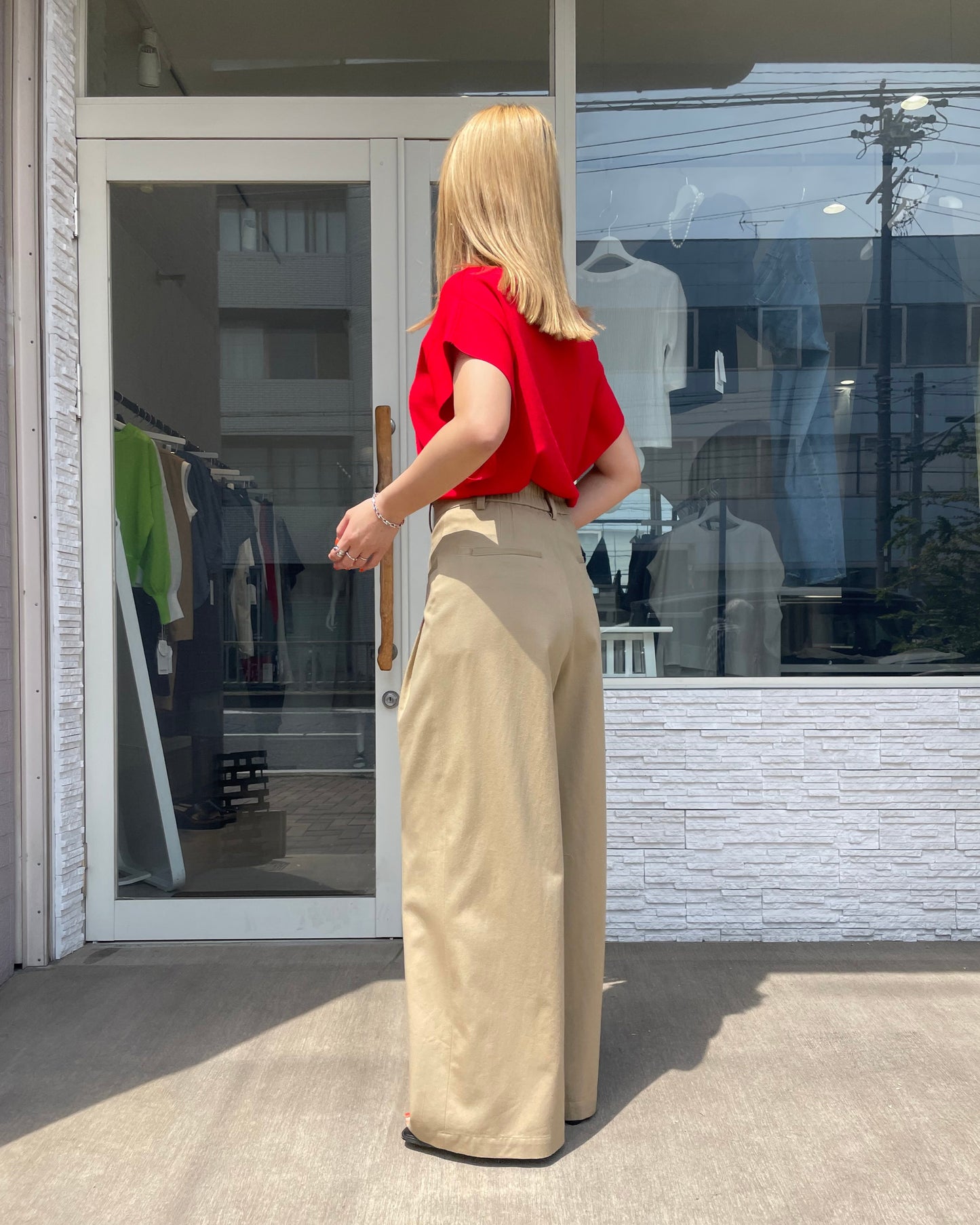 ダブルタックチノパンツ