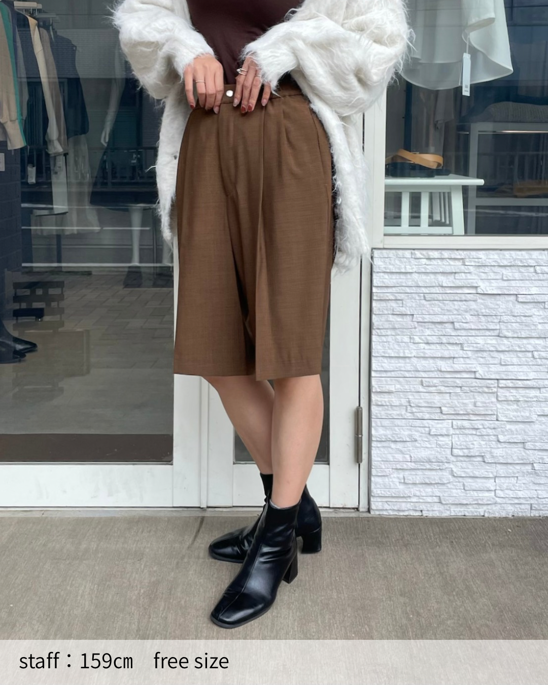 タックハーフパンツ