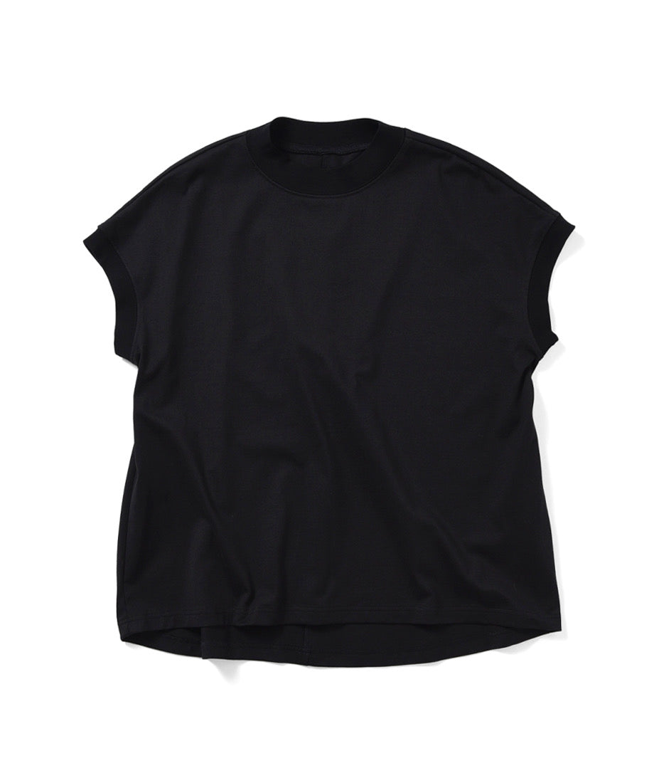 モックネックTシャツ