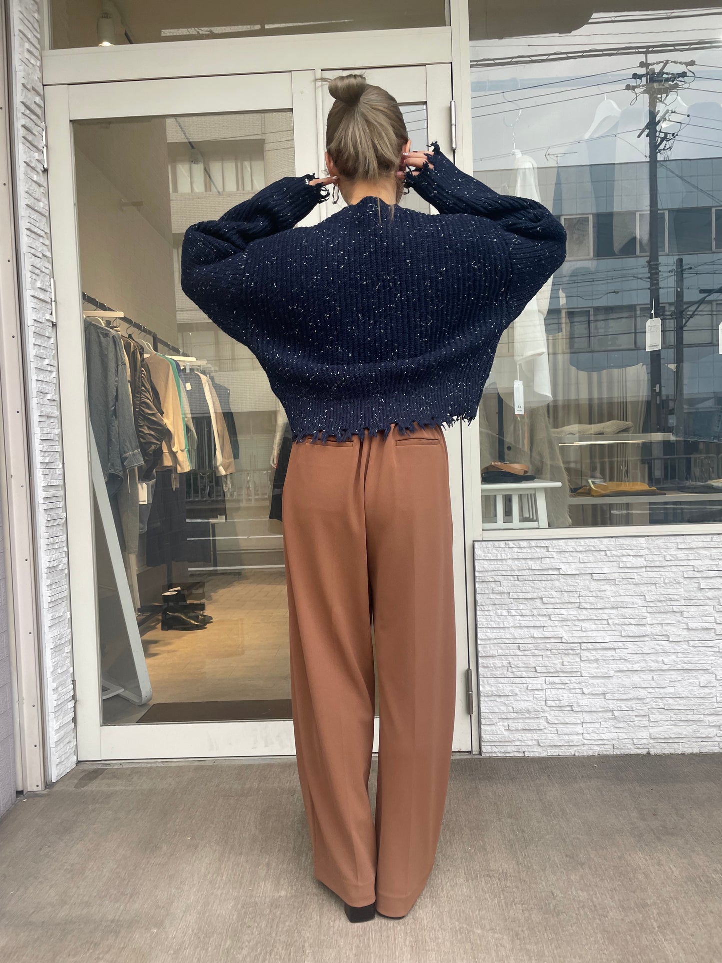 タックワイドスラックスパンツ