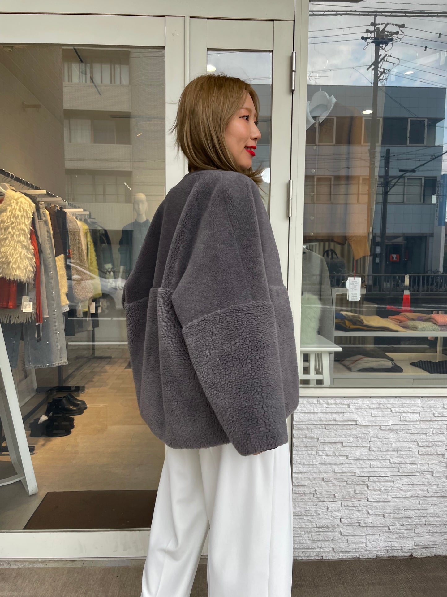 リバーシブルエコムートンジャケット