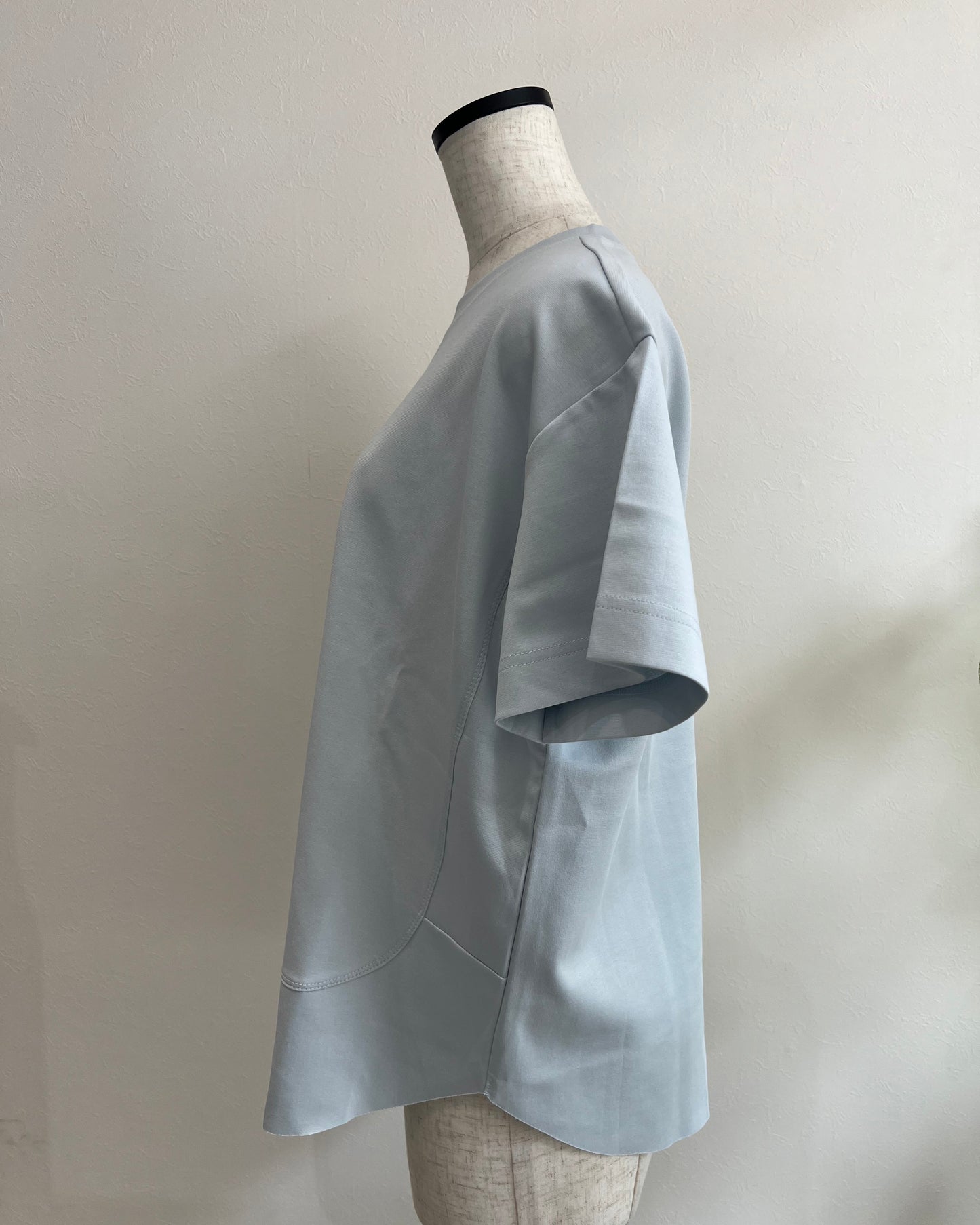 バックスリットT