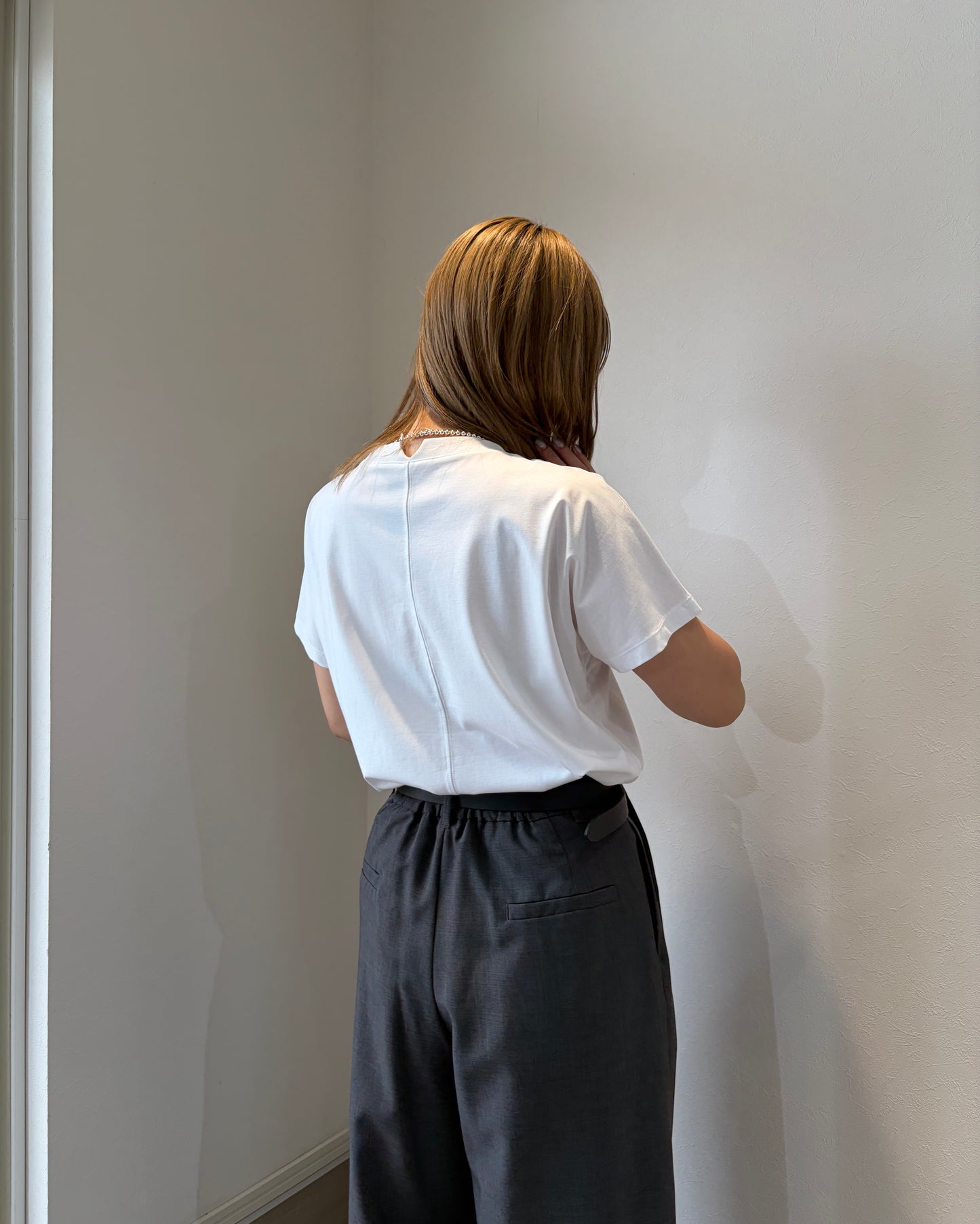 シルケットバックスリットTシャツ