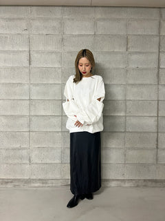 cut out sweat pullover