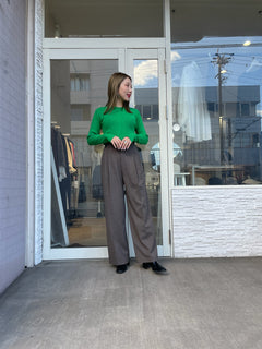 クルーネックリブニット