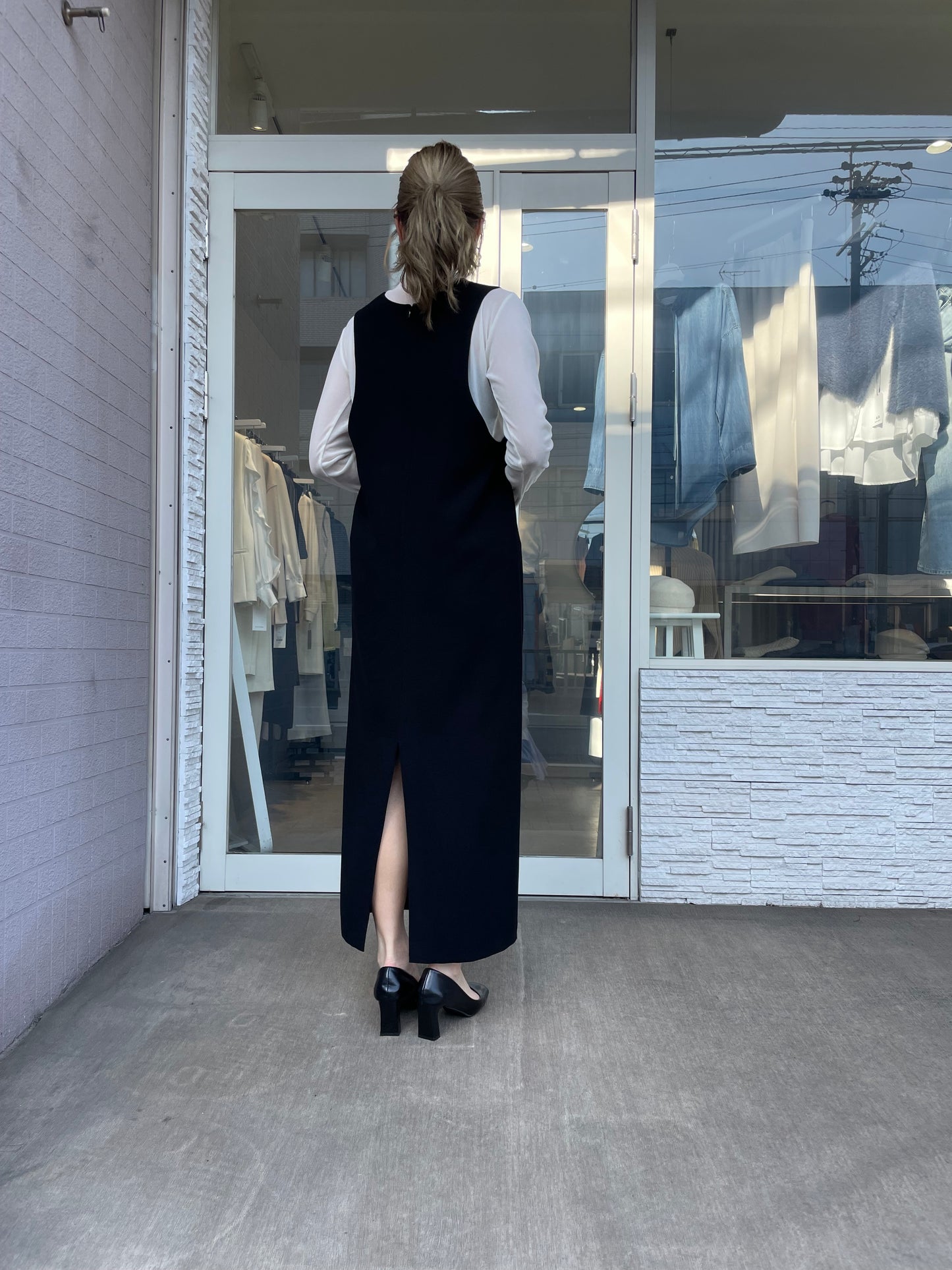 Vネックジャンパースカート