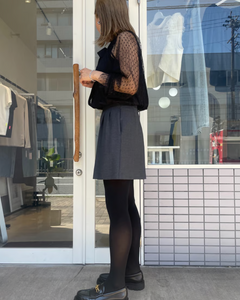 タックショートパンツ