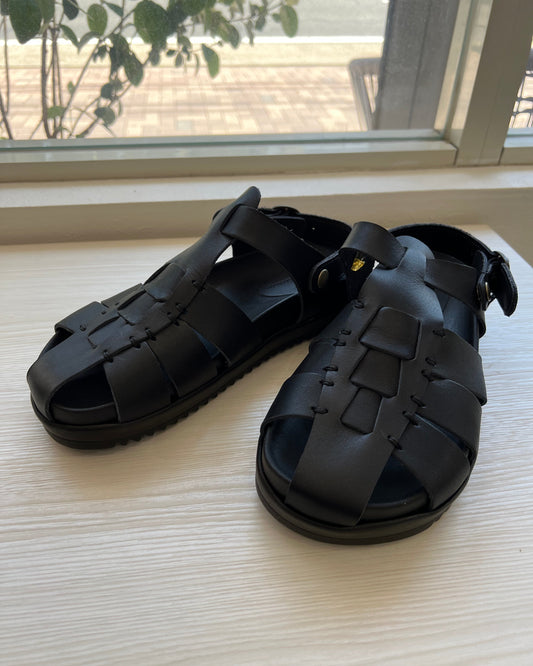 レザーグルカサンダル