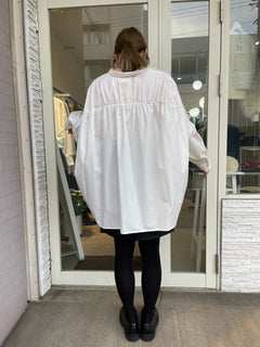 バックギャザーワイドブラウス