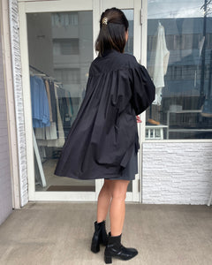 ボリュームスリーブブラウス