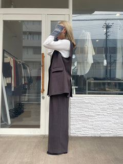 ベーシックタックパンツ