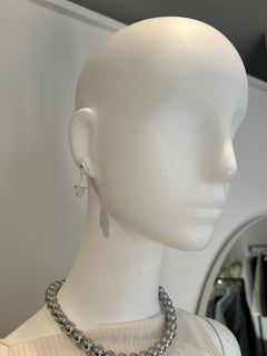 アシンメトリーメタルピアス