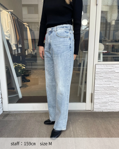 ストレートデニム