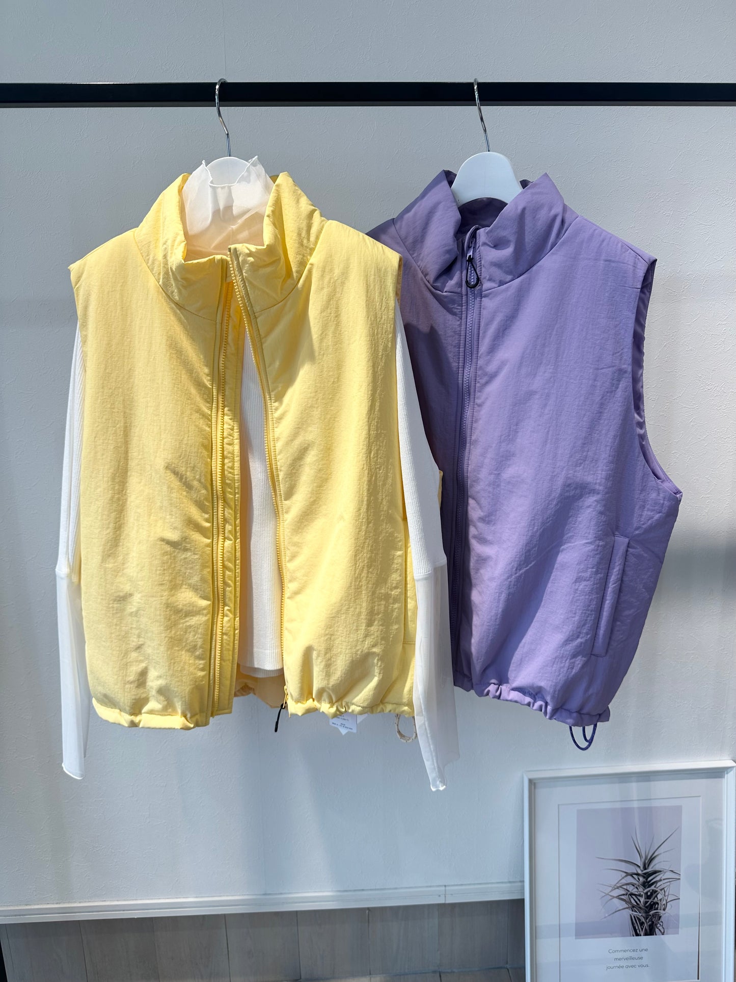 カラーパファーベスト