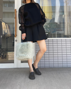 タックショートパンツ