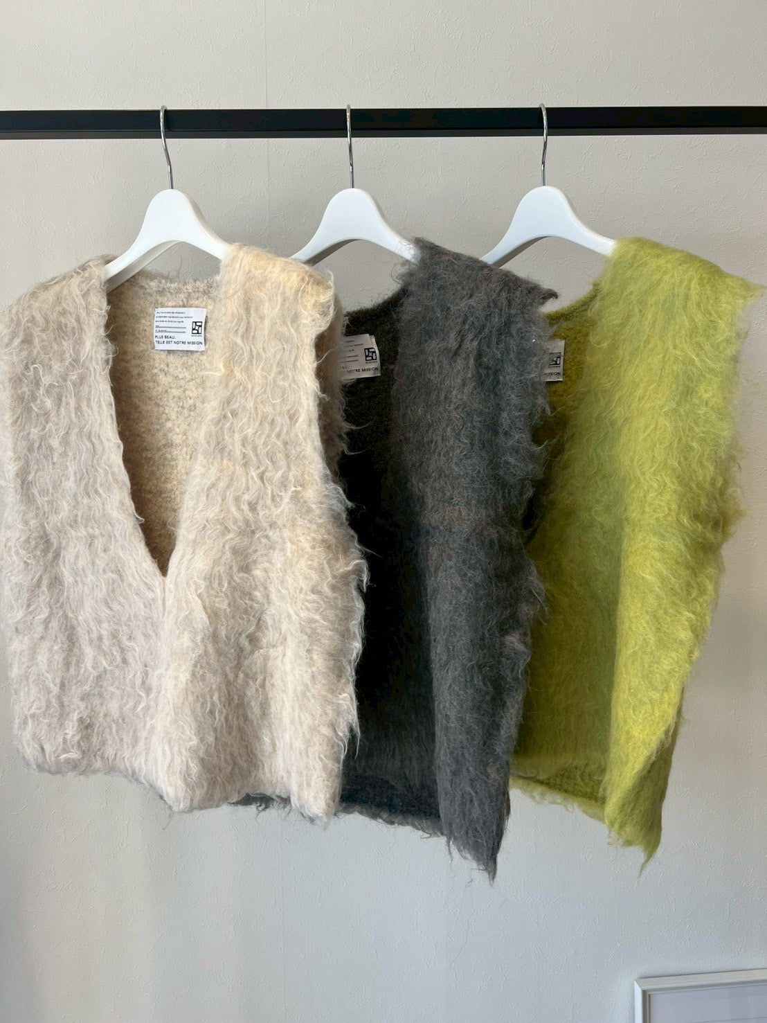 シャギーニットベスト