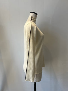 サイドラインタートルニット