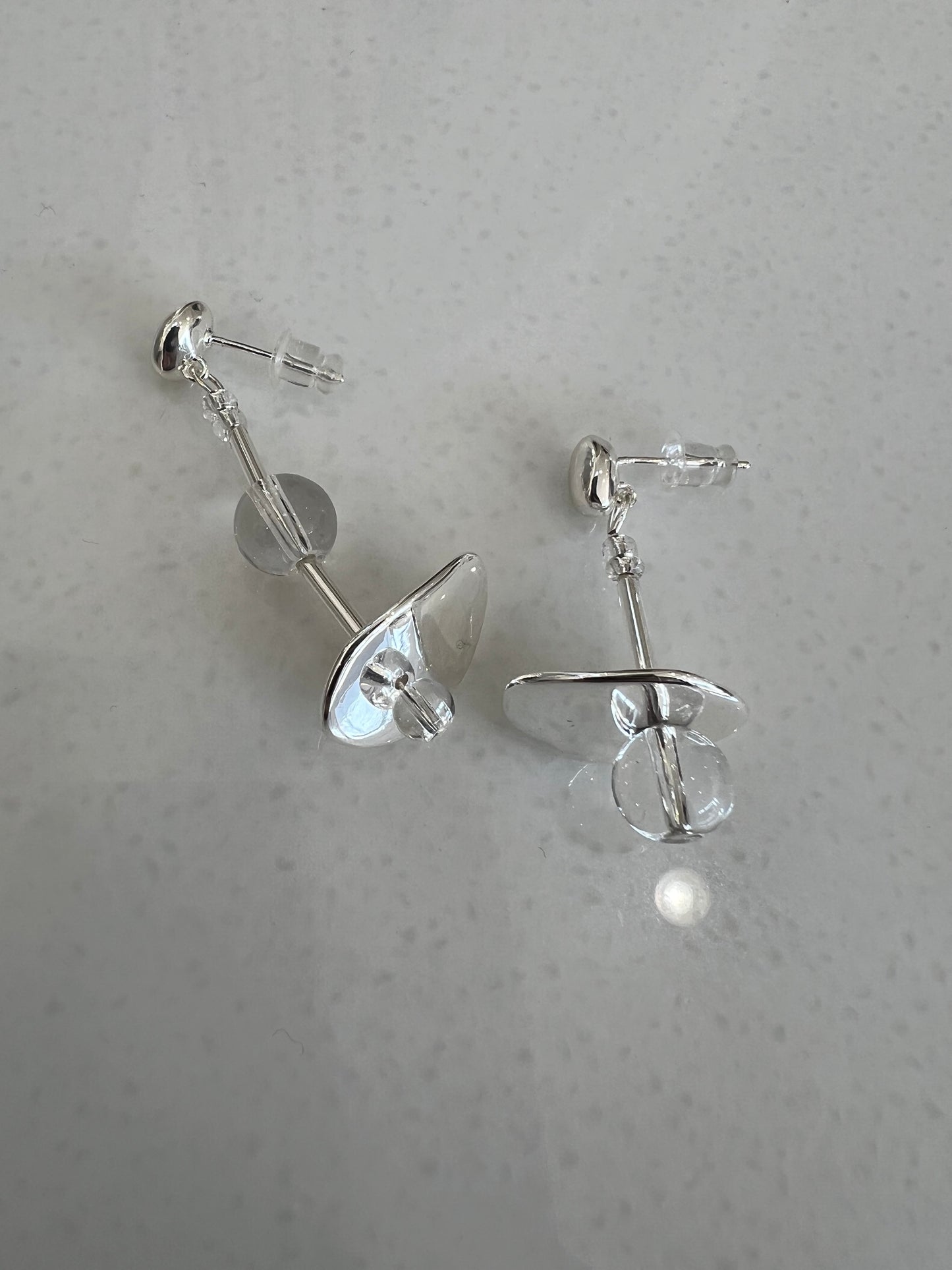 アシンメトリーメタルピアス