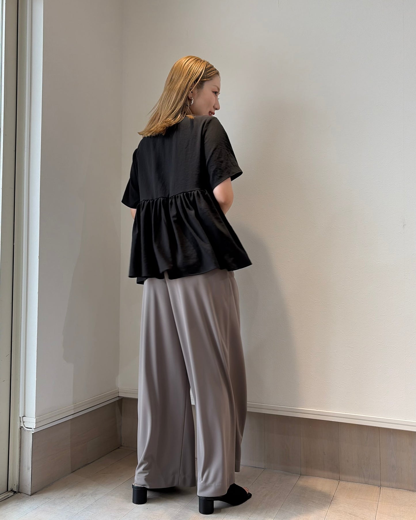ストレッチシフォンフリルブラウス