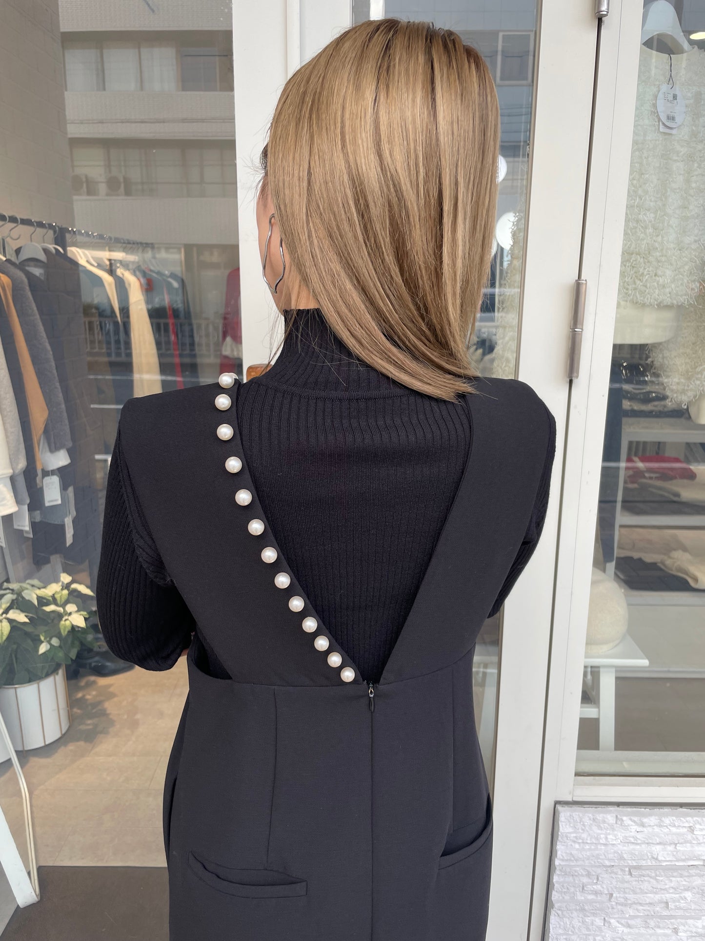 【再入荷】パールサスペンダーワンピース