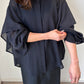 シアーラッフルブラウス