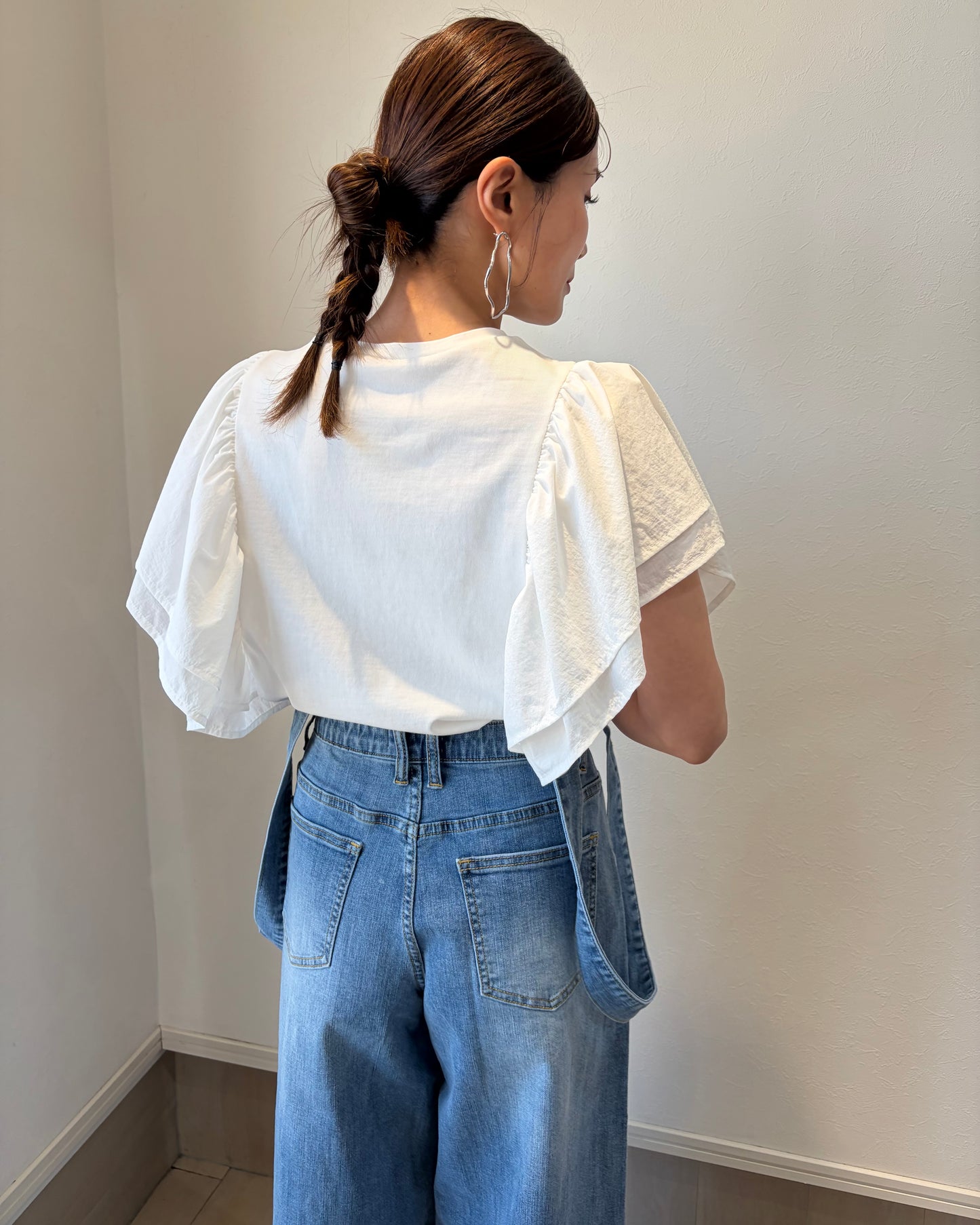 ドッキングフリルTシャツ