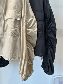 ギャザーブルゾン