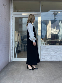 Vネックジャンパースカート