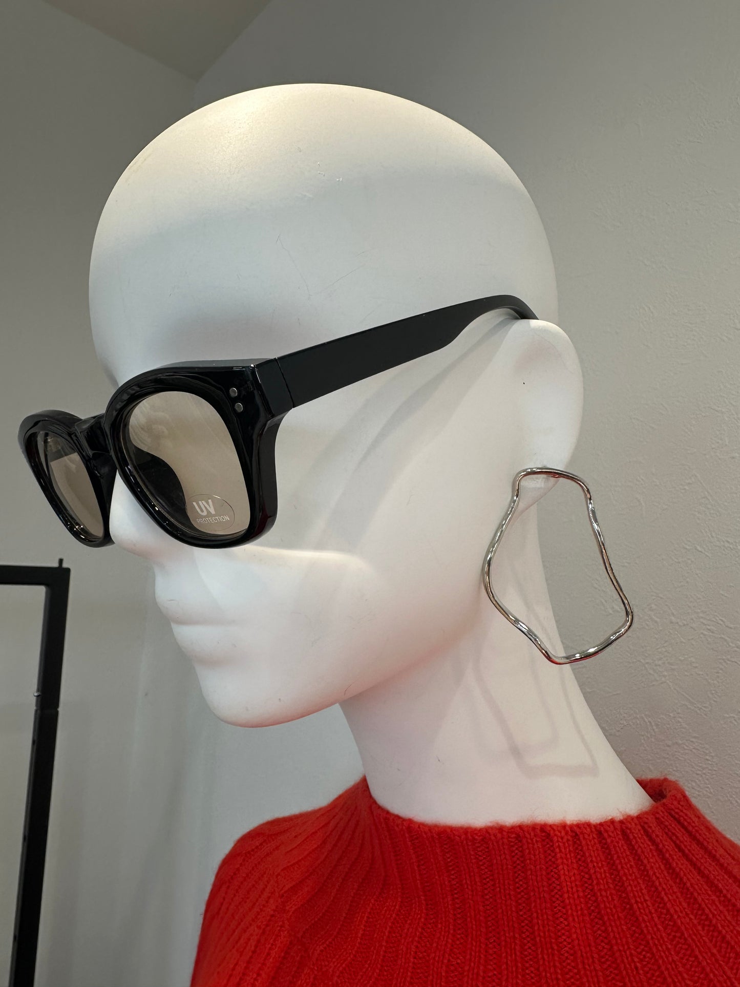 ニュアンスサークルピアス