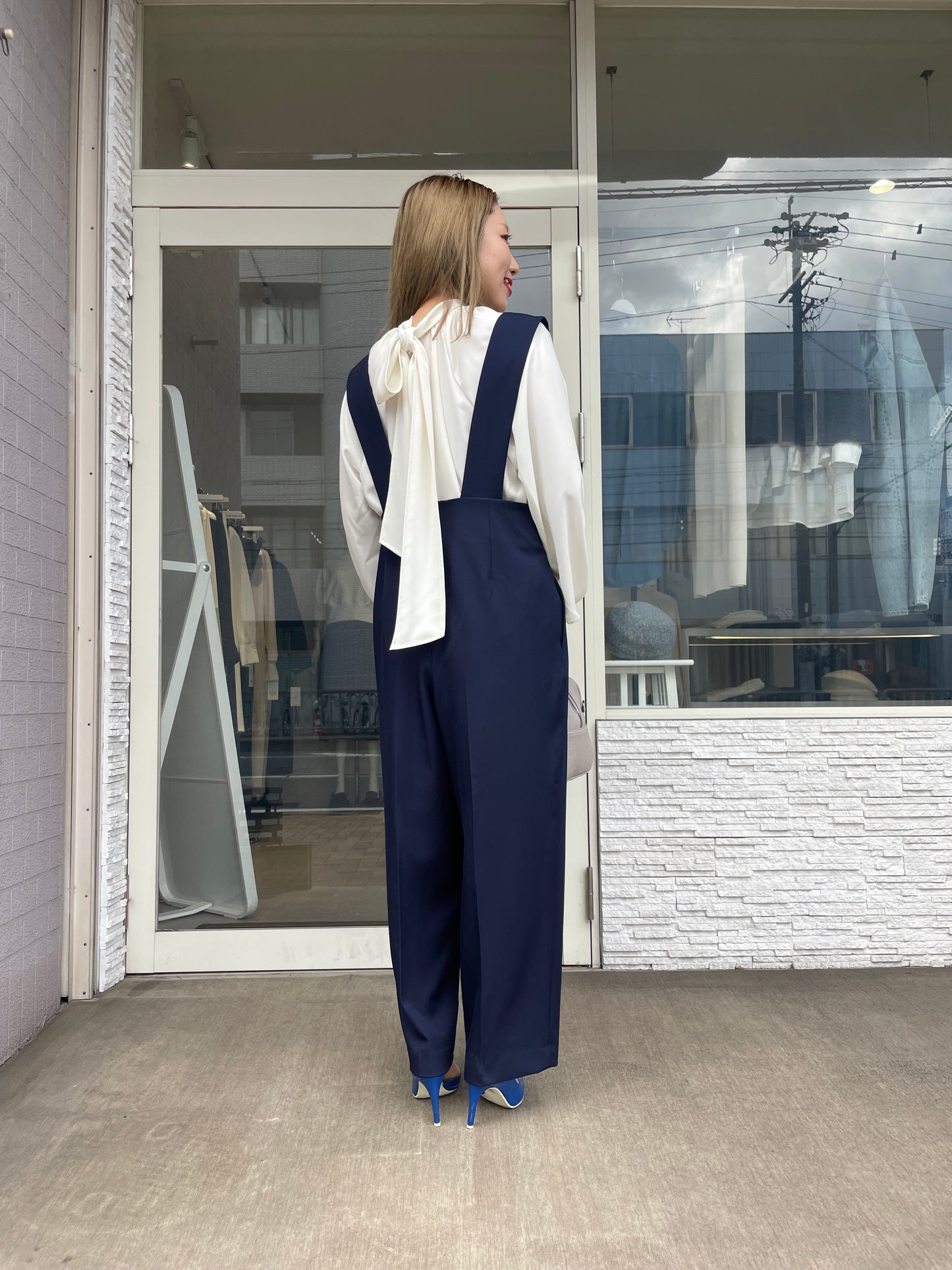 ボリュームスリーブリボンブラウス