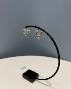 ビジューハートピアス