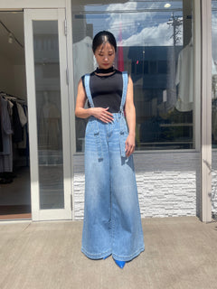 サスペンダー付きワイドデニム