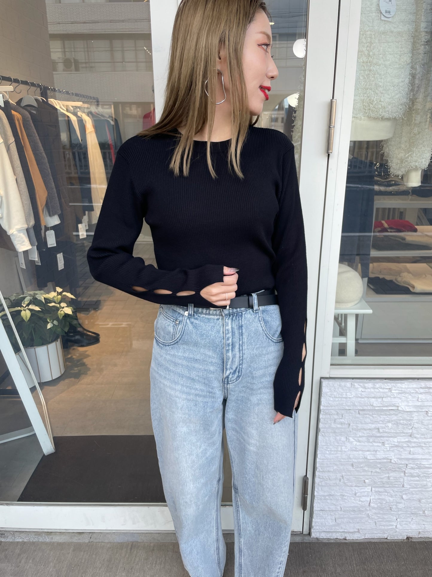 カットデザインリブニット