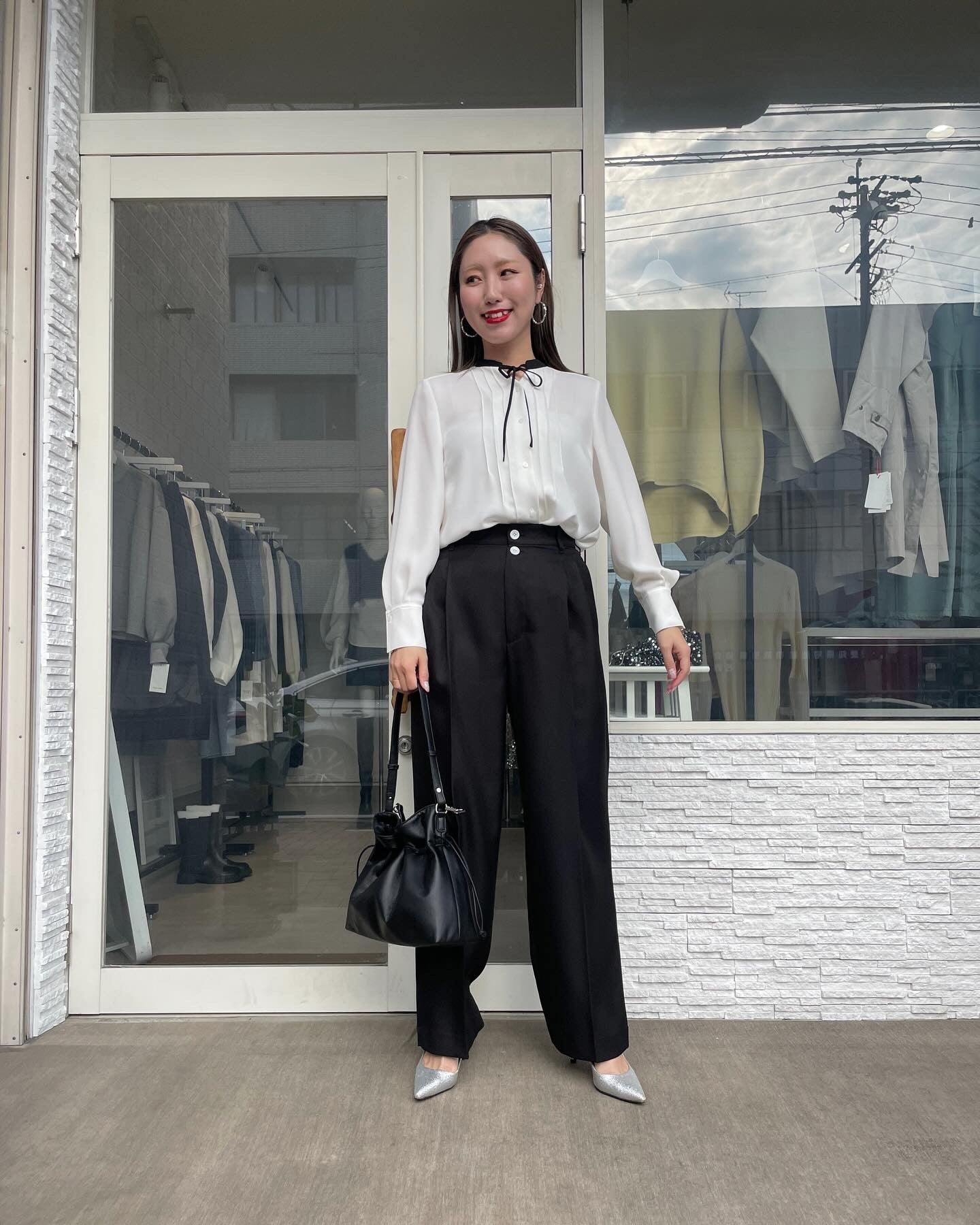 【再入荷】細ボウタイブラウス