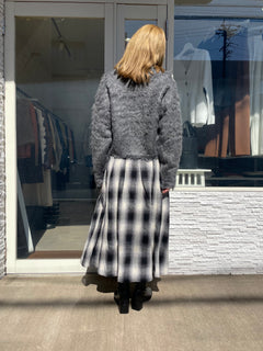 シャギーニットプルオーバー