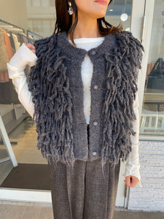 ニットフリンジベスト