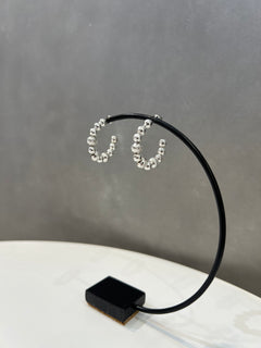 ボールフープピアス