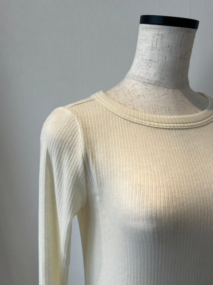 シルクカシミアブレンドリブトップス